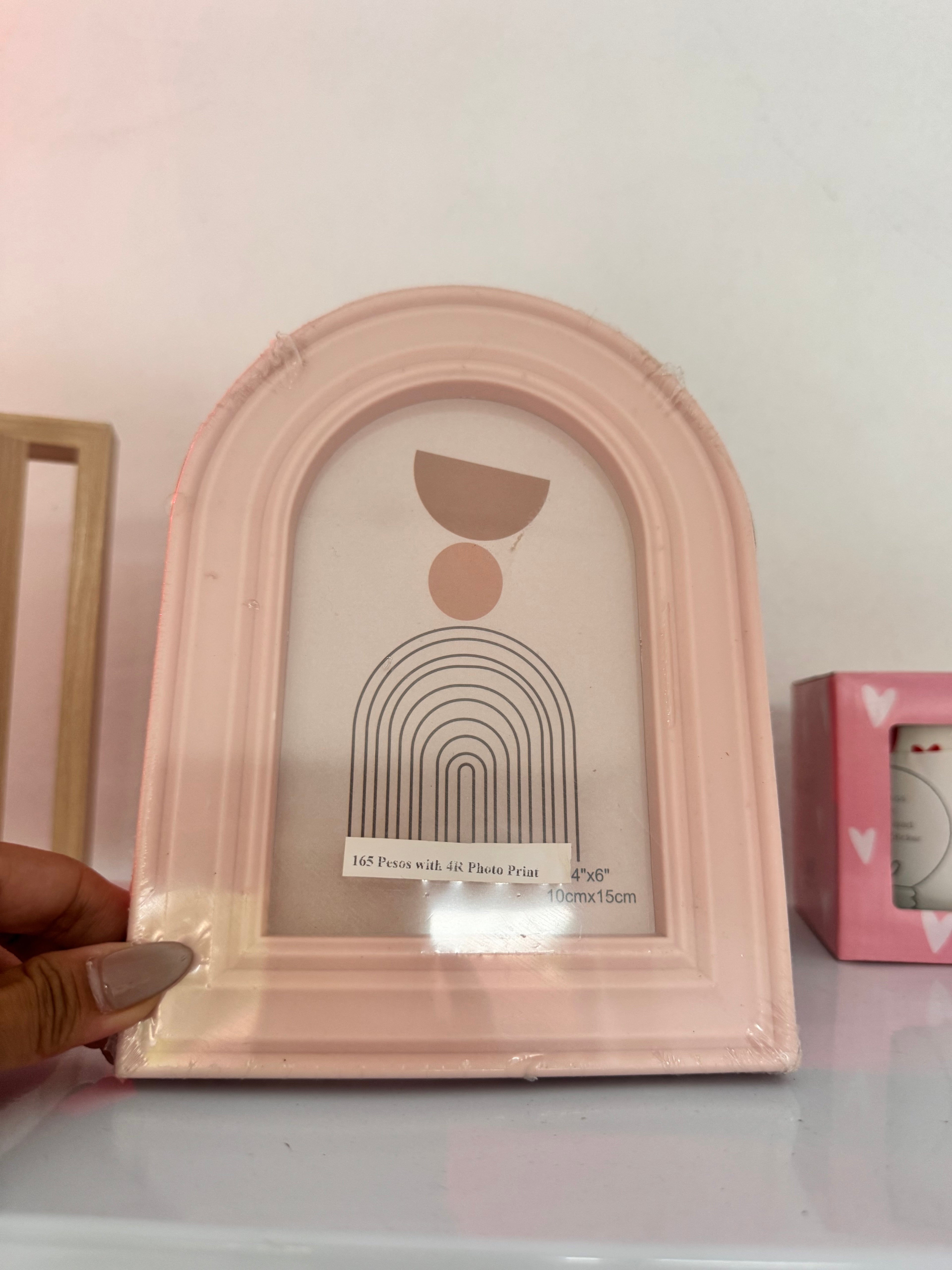 4R Pink Frame